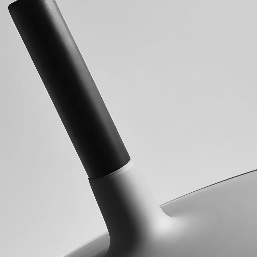 Alphomo Disc pendant stem detail