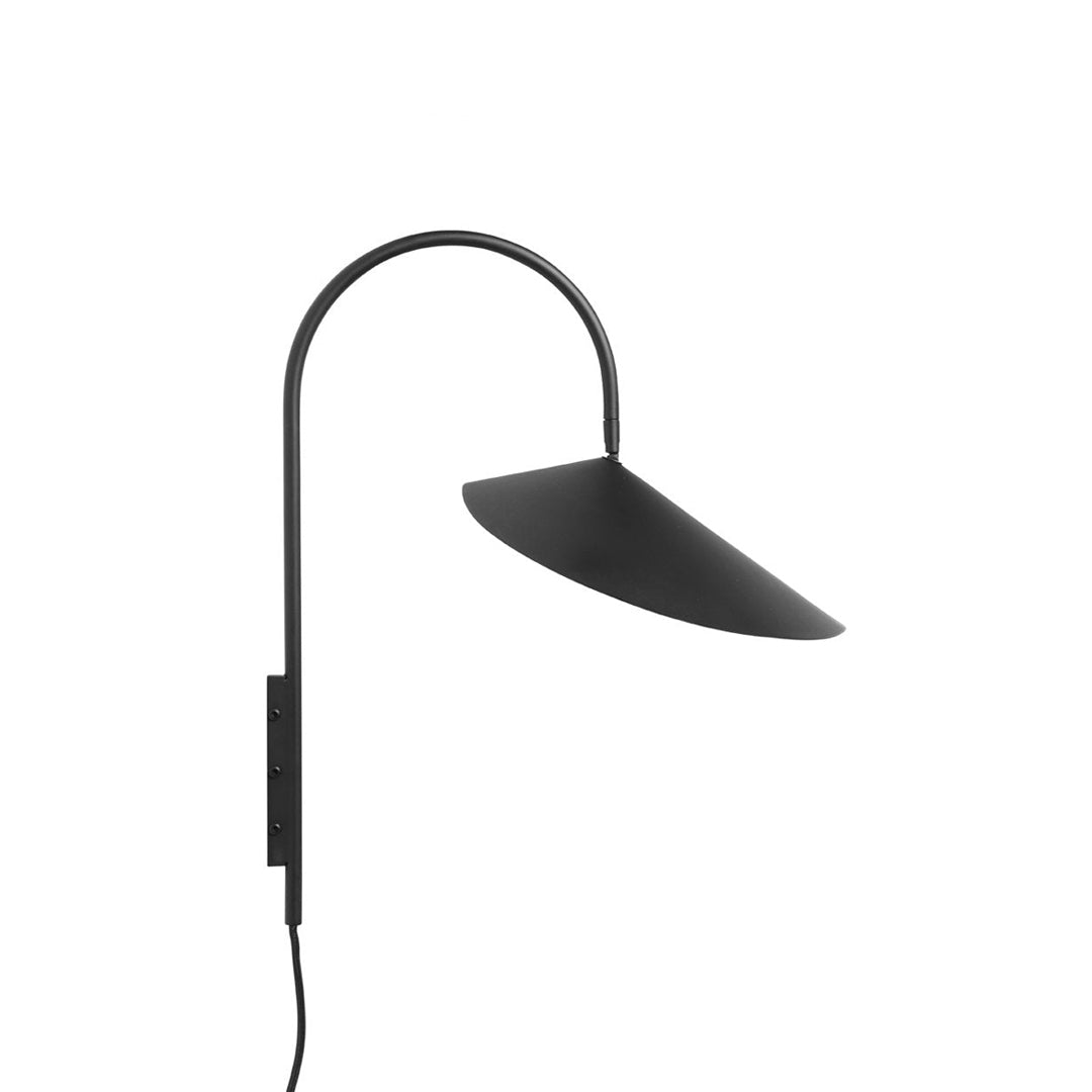 Arum wall lamp in Black