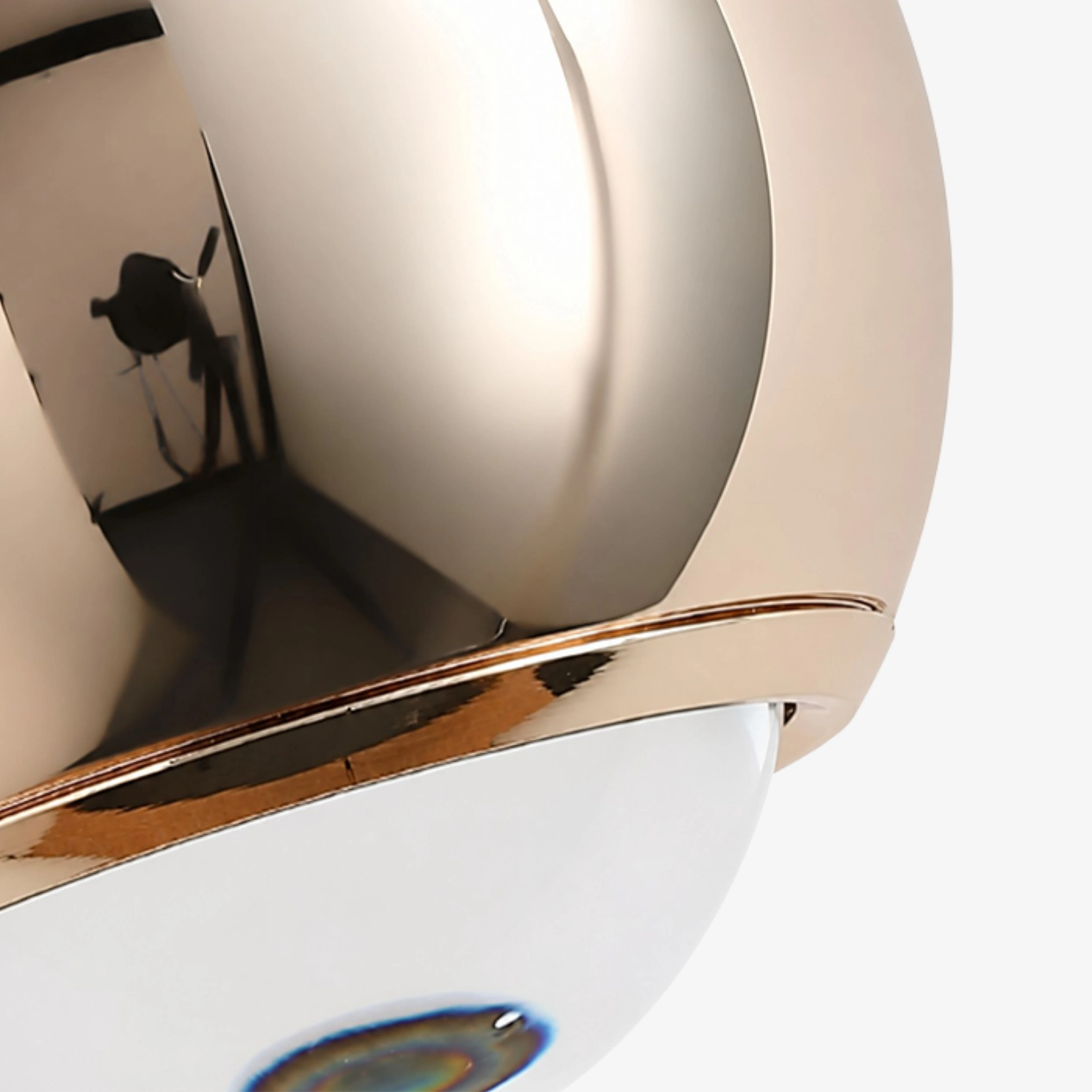 Rose Gold mirrored shell and optical acrylic lens detail