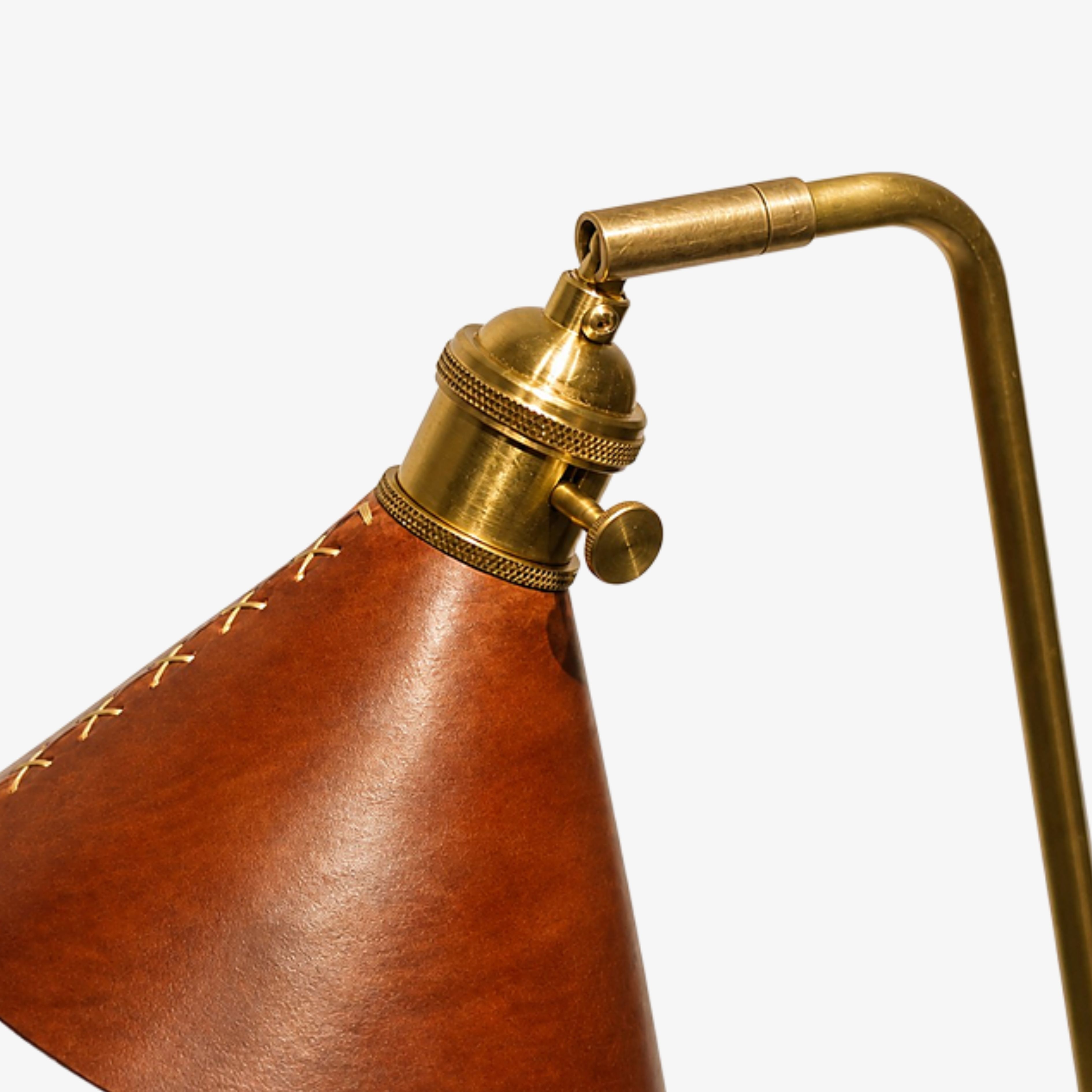 Adjustable antique brass shade joint