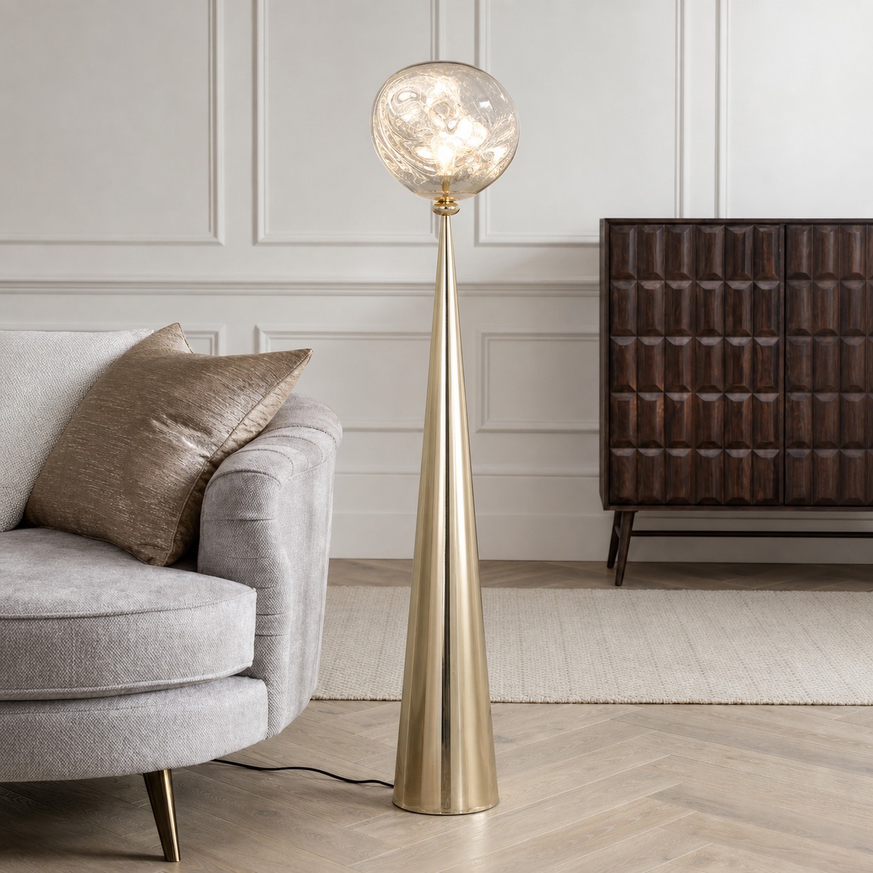 Melt floor lamp in a living space