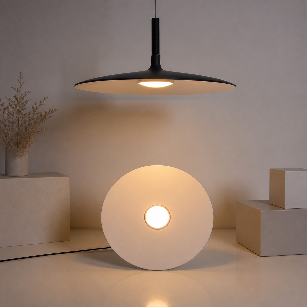 Aplomb pendant lamp gallery view 2