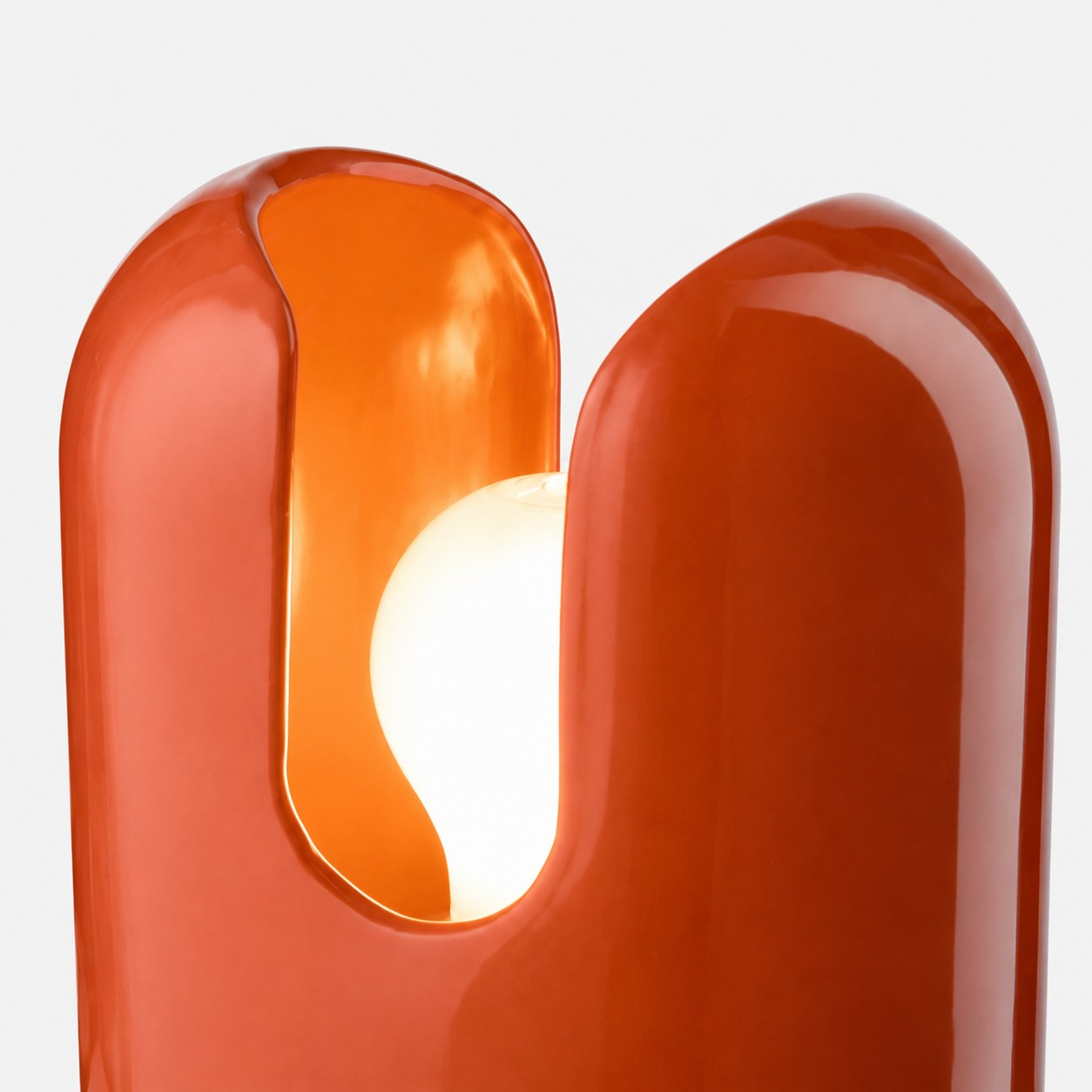 Poke Orange ceramic curve detail