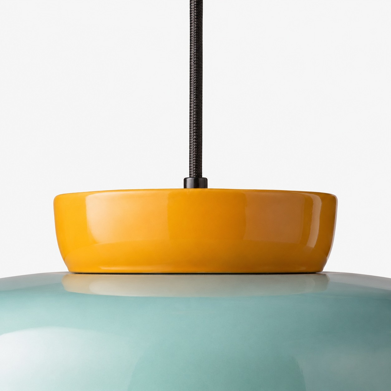 detail-collar