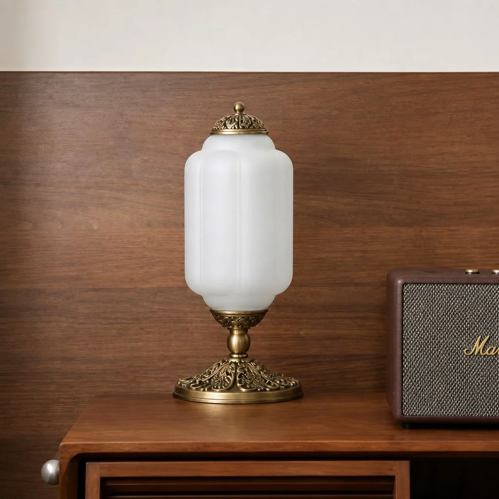 Eloise white|brass scene