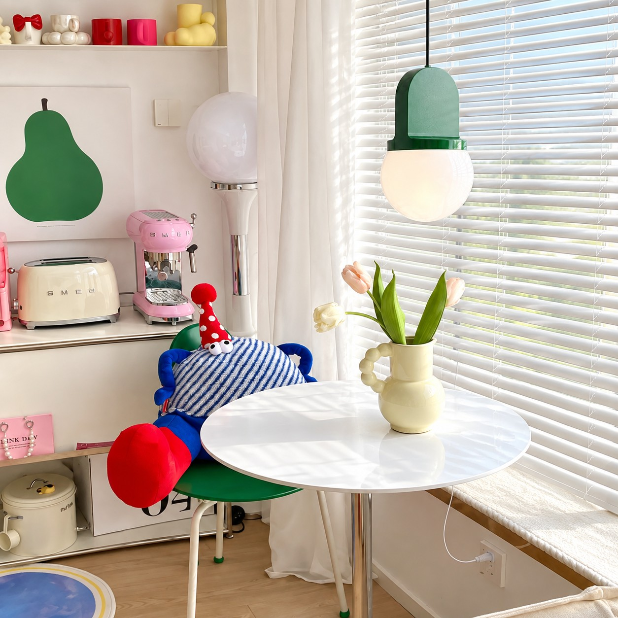 Sculptural ceramic pendant lamp illuminating a dining area