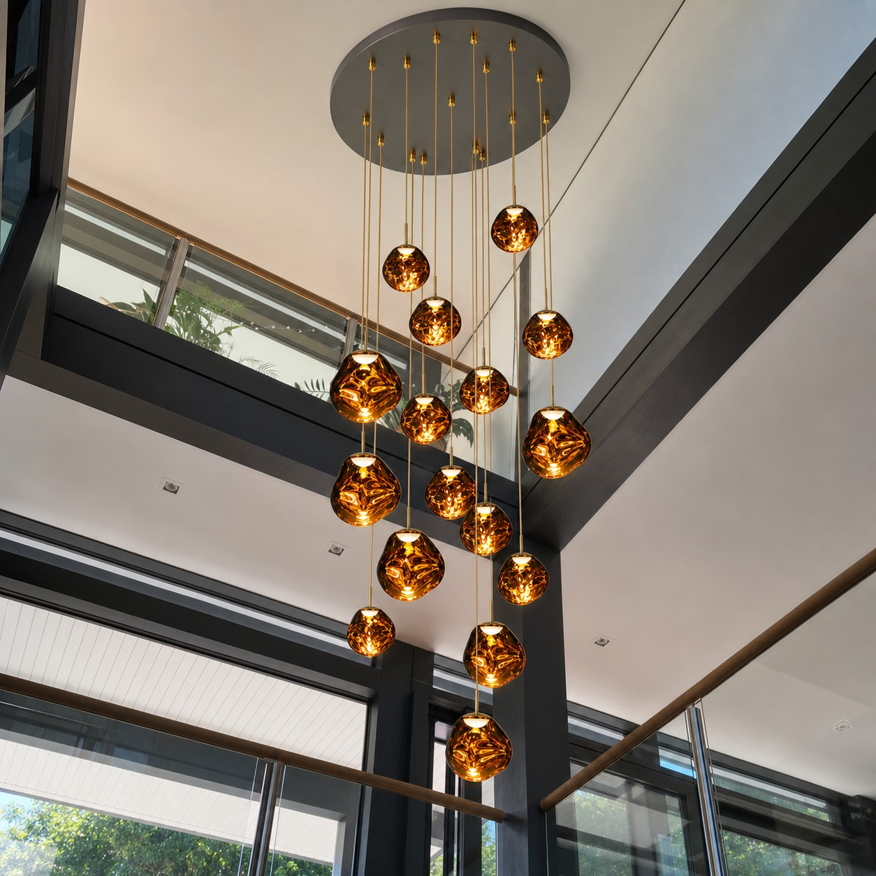 Ambientazione interna con il lampadario rotondo Modern Lava