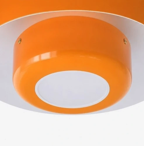 Veleora underside and circular light opening