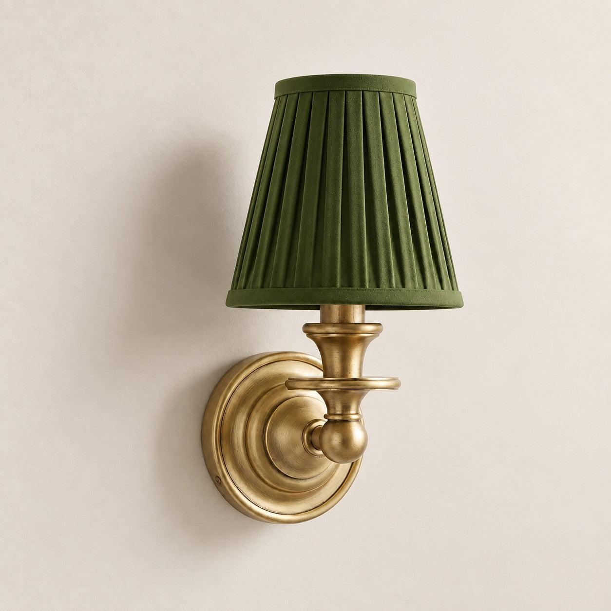 Green Pleated Kalvora fabric shade wall sconce in Brass