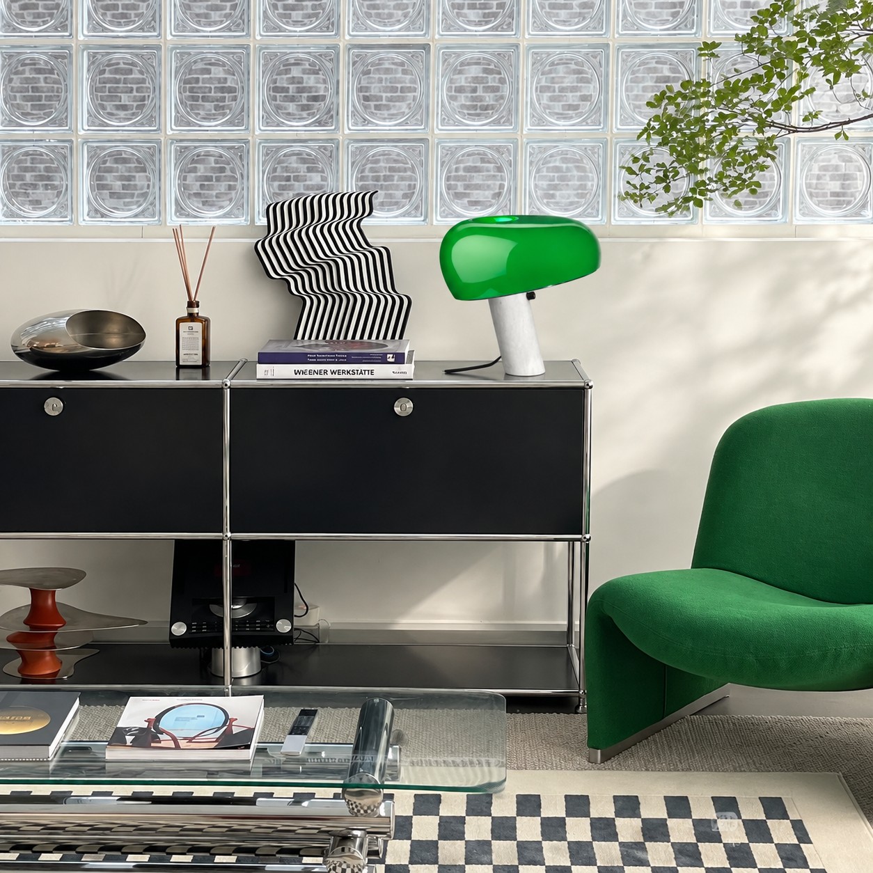 Mushroom Marble tafellamp in een interieur