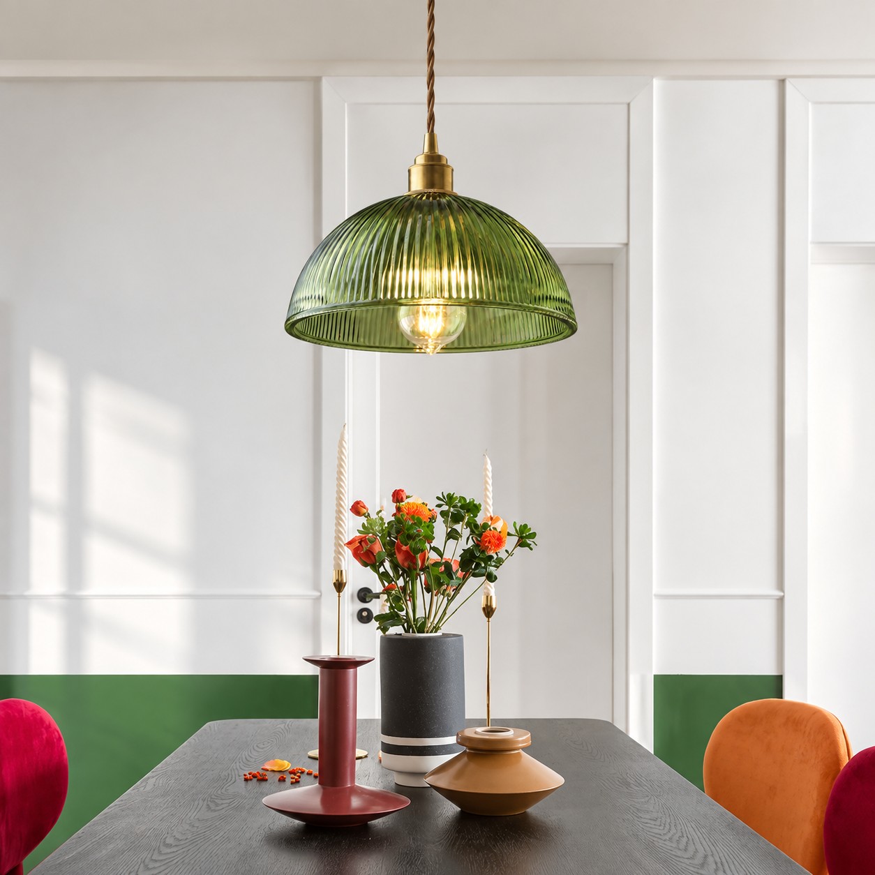 Green pendant light in a modern interior
