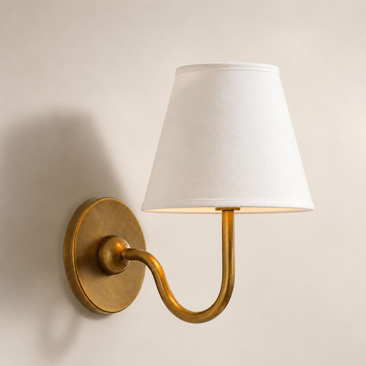 Tumbled Brass White Plain 1 head: 10" / 25 cm Luvora wall lamp