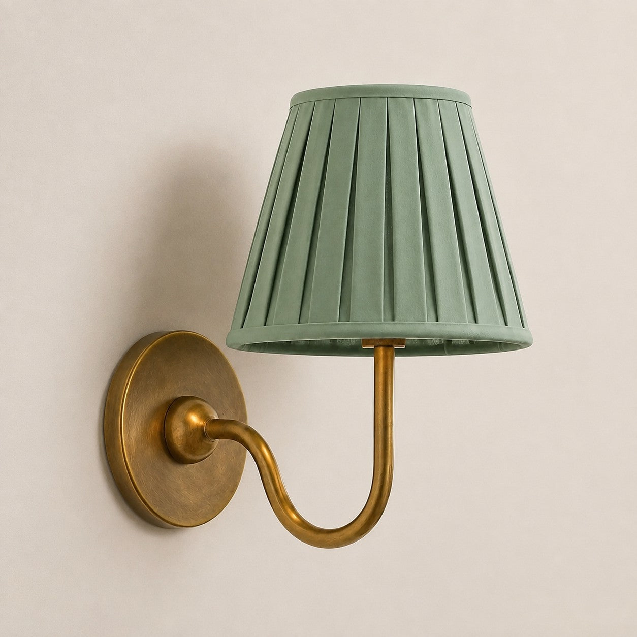 Tumbled Brass Sage Green Pleated 1 head: 10" / 25 cm Luvora wall lamp