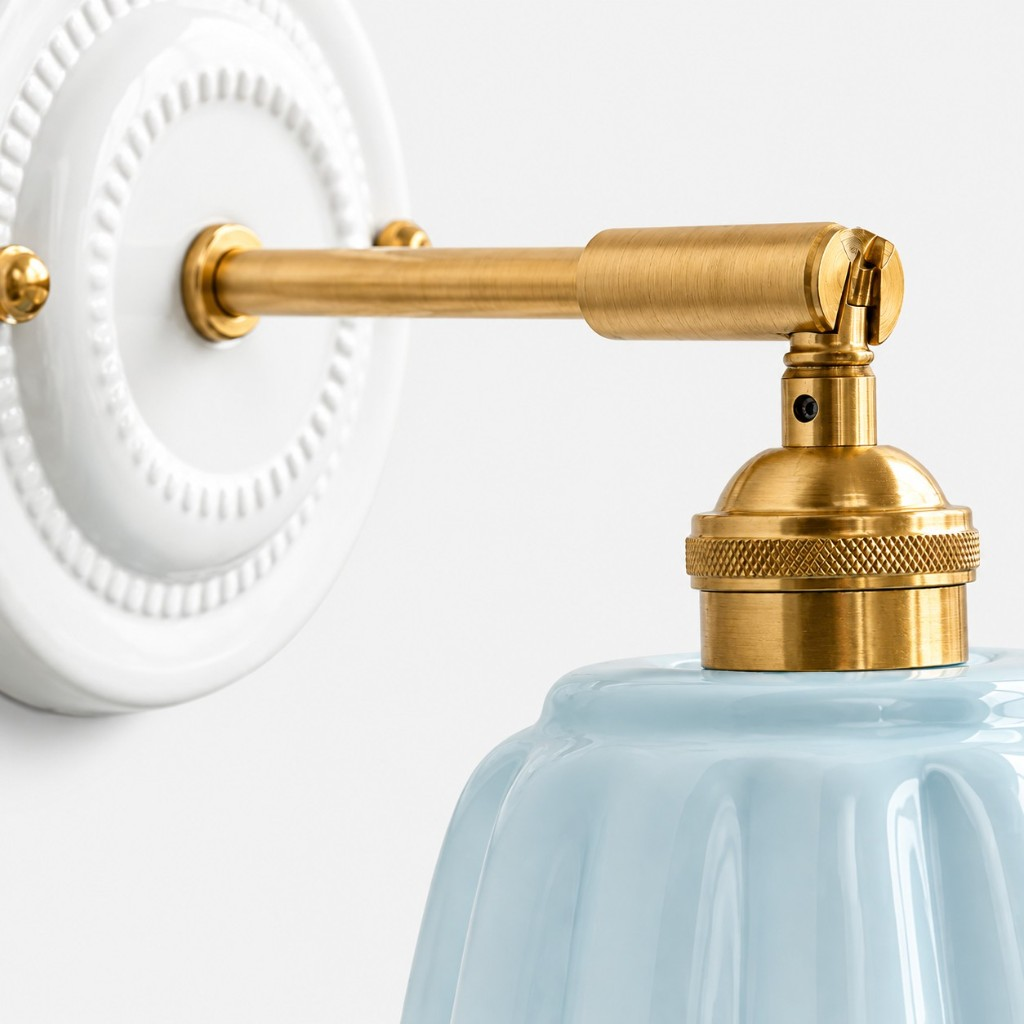 Brass arm joint and knurled socket