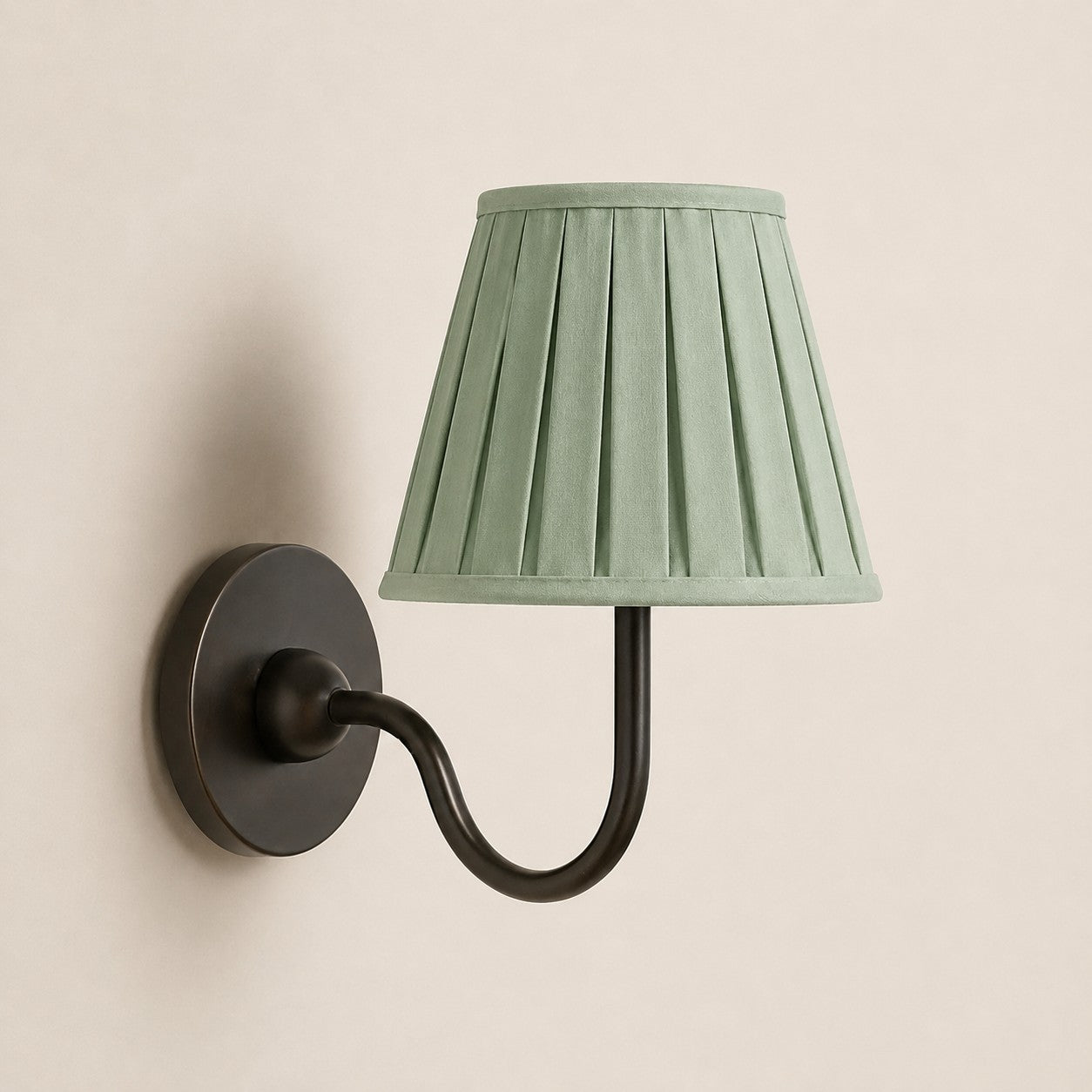 Matte Black Sage Green Pleated 1 head: 10" / 25 cm Luvora wall lamp