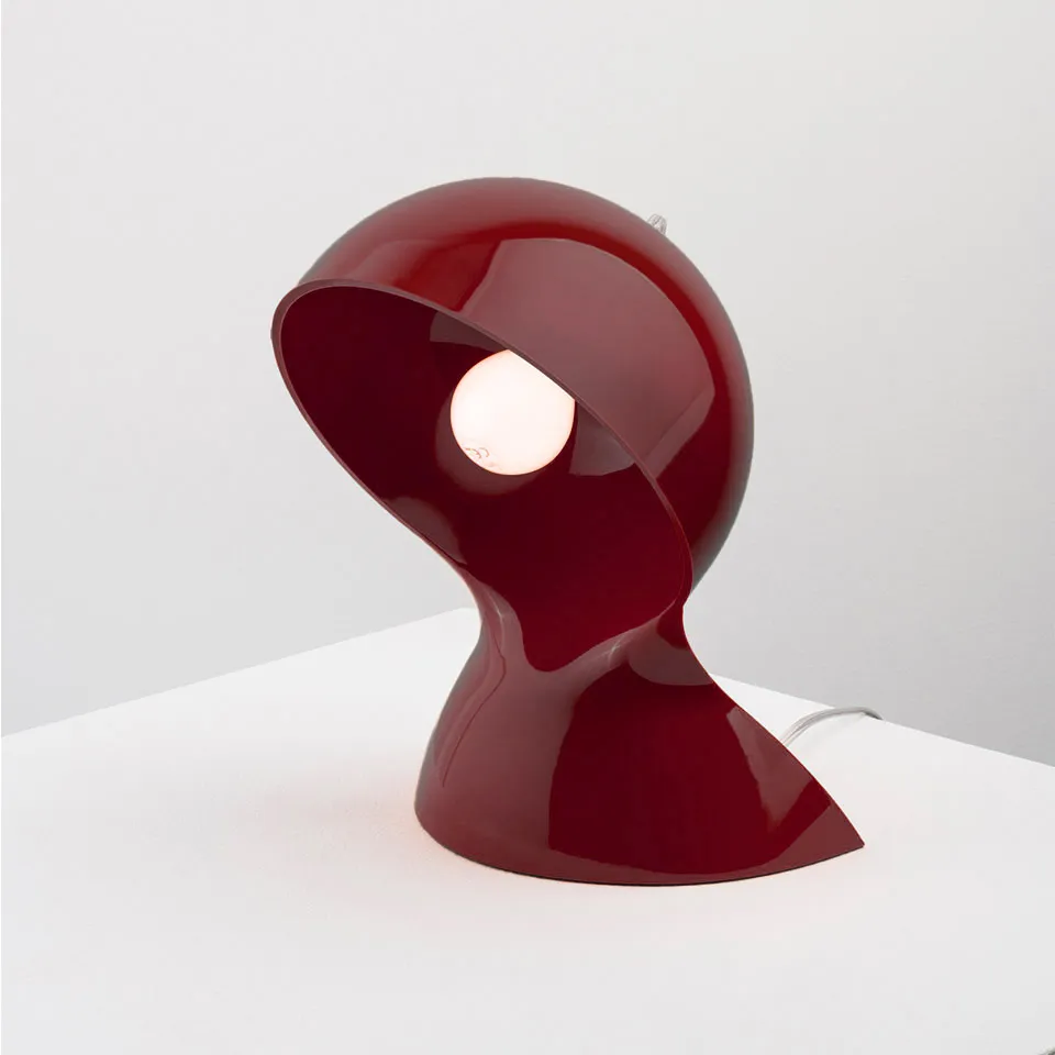 Dalù Ruby Red polycarbonate table lamp