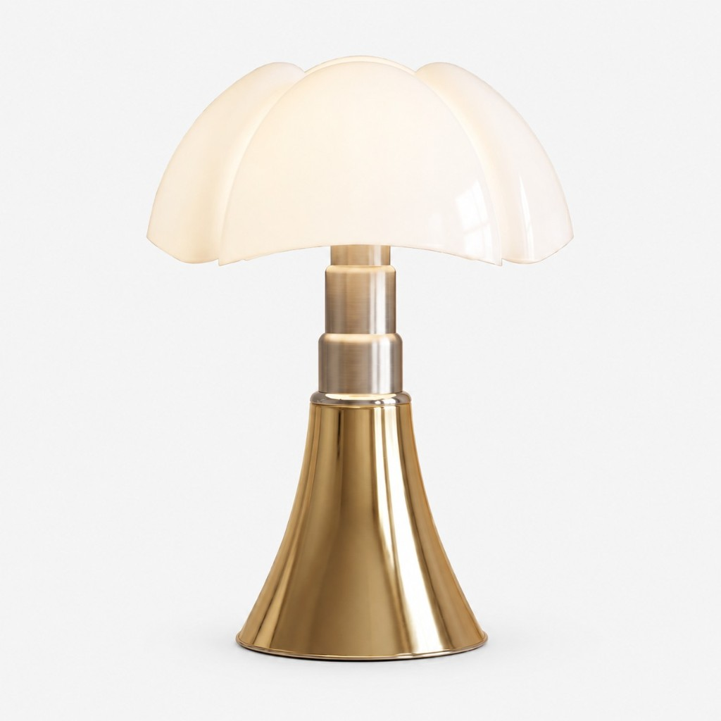 Gold petal shade table lamp